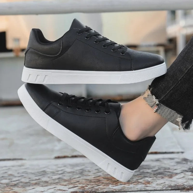 Men's Classic Leather-Look Sneaker Black