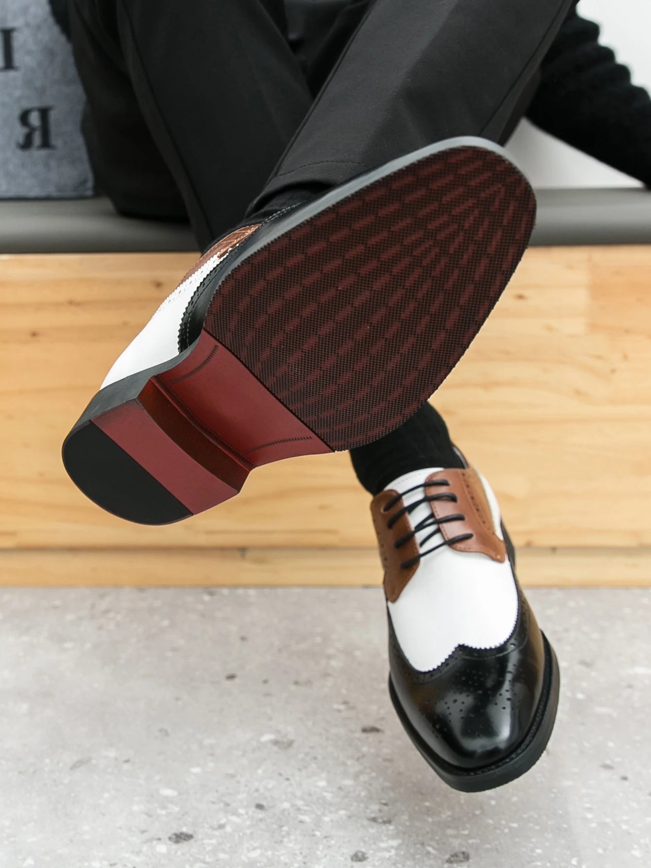 Dimitri Vernet Leather Brogue Shoes