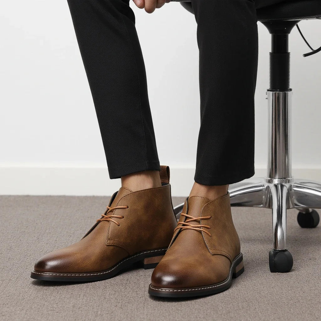 Lior Men’s Retro Leather Desert Boots