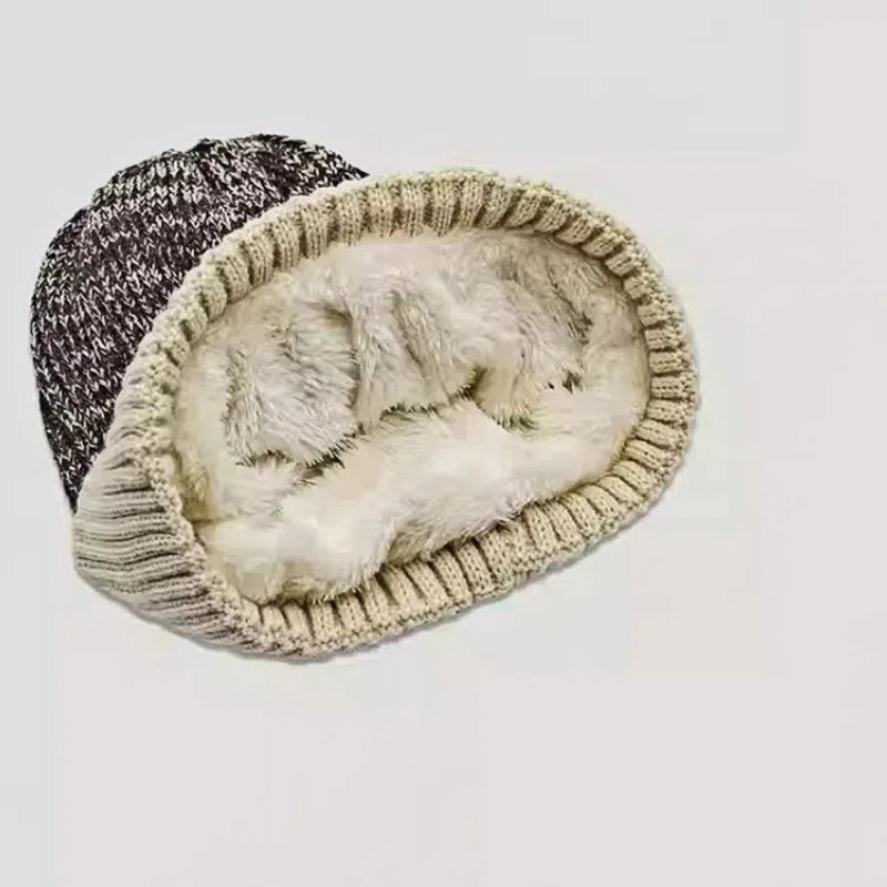 Vinthentic Unisex Two-Tone Knitted Winter Beanie