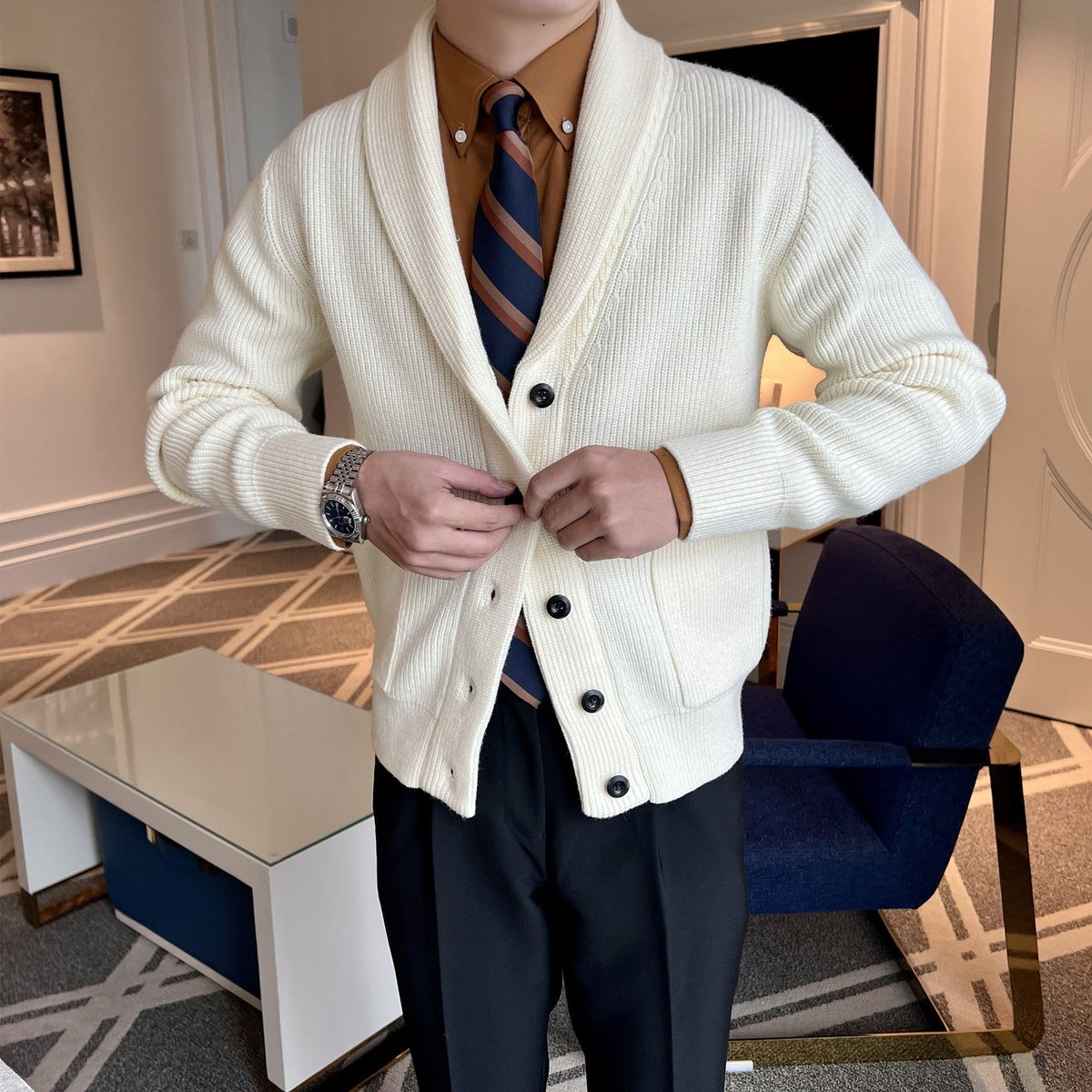 Men's slim-fit winter cardigan with a V-neck and long sleeves