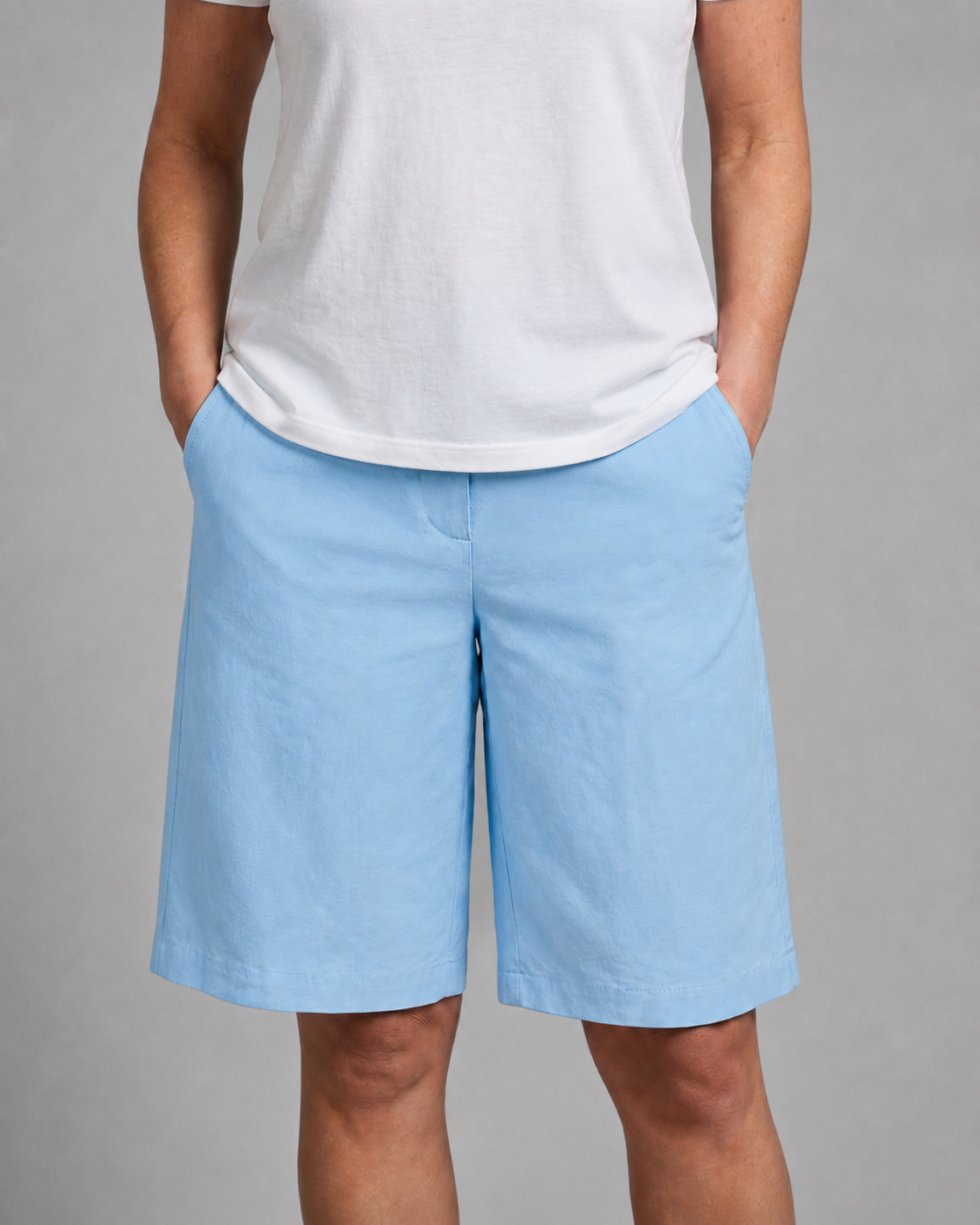 Men's Mid-Rise Wide-Leg Knee-Length Shorts
