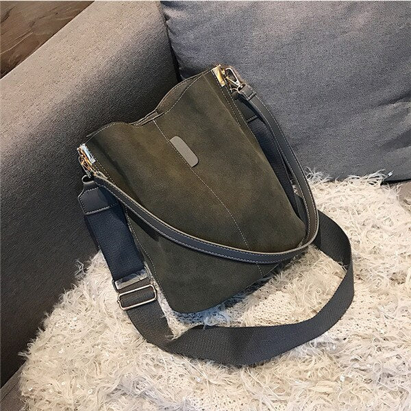 Verona Women's Minimalist Crossbody Bag