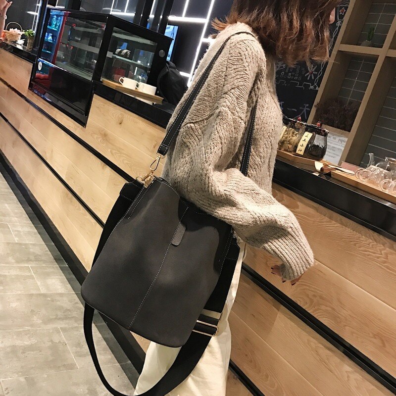 Verona Women's Minimalist Crossbody Bag