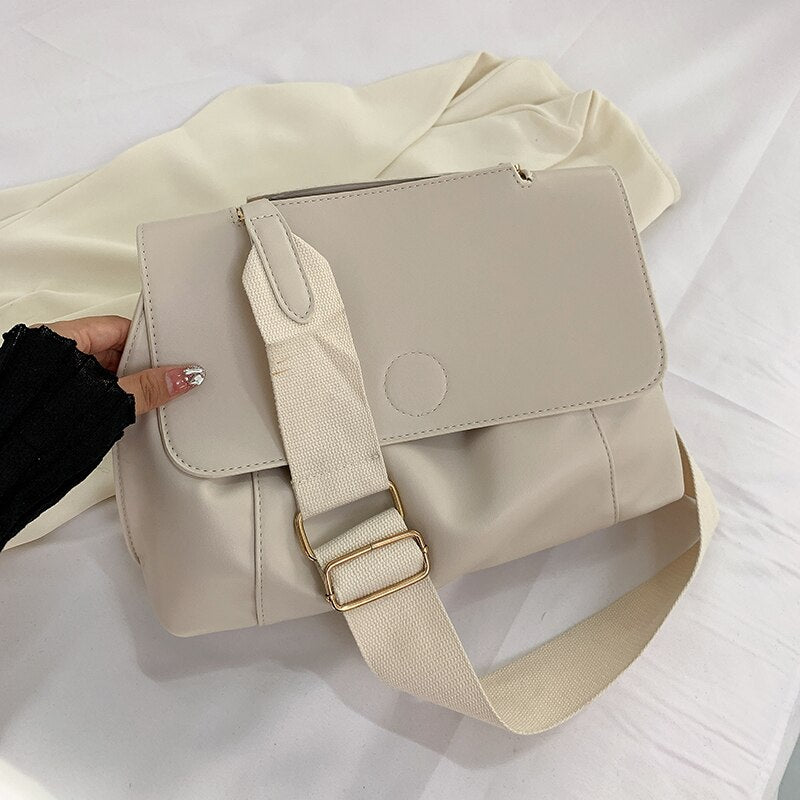 Monica Women's Leather Shoulder Bag