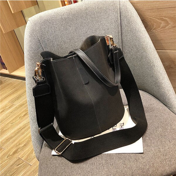 Verona Women's Minimalist Crossbody Bag