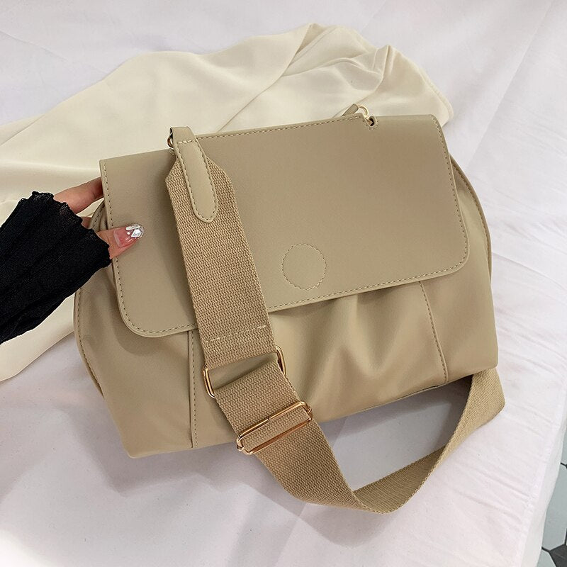 Monica Women's Leather Shoulder Bag