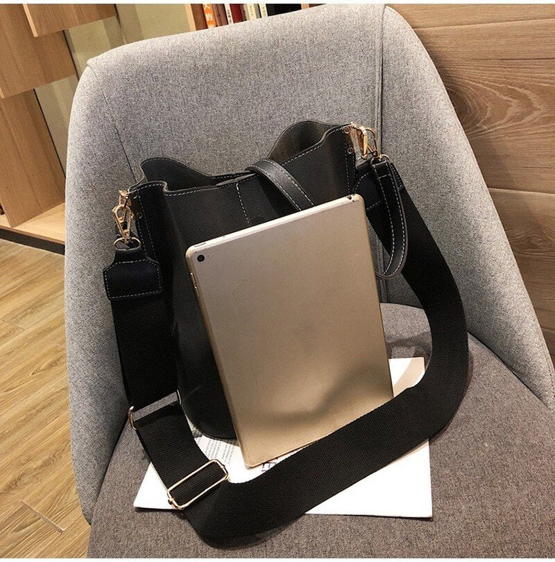 Verona Women's Minimalist Crossbody Bag