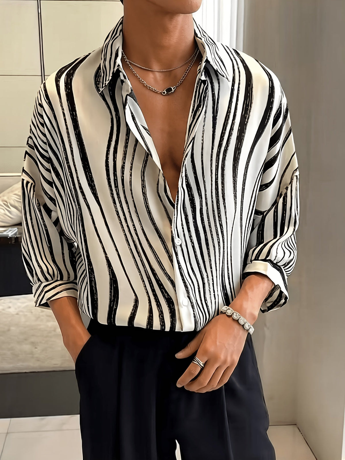 Short-Sleeve Vertical Print Resort Shirt