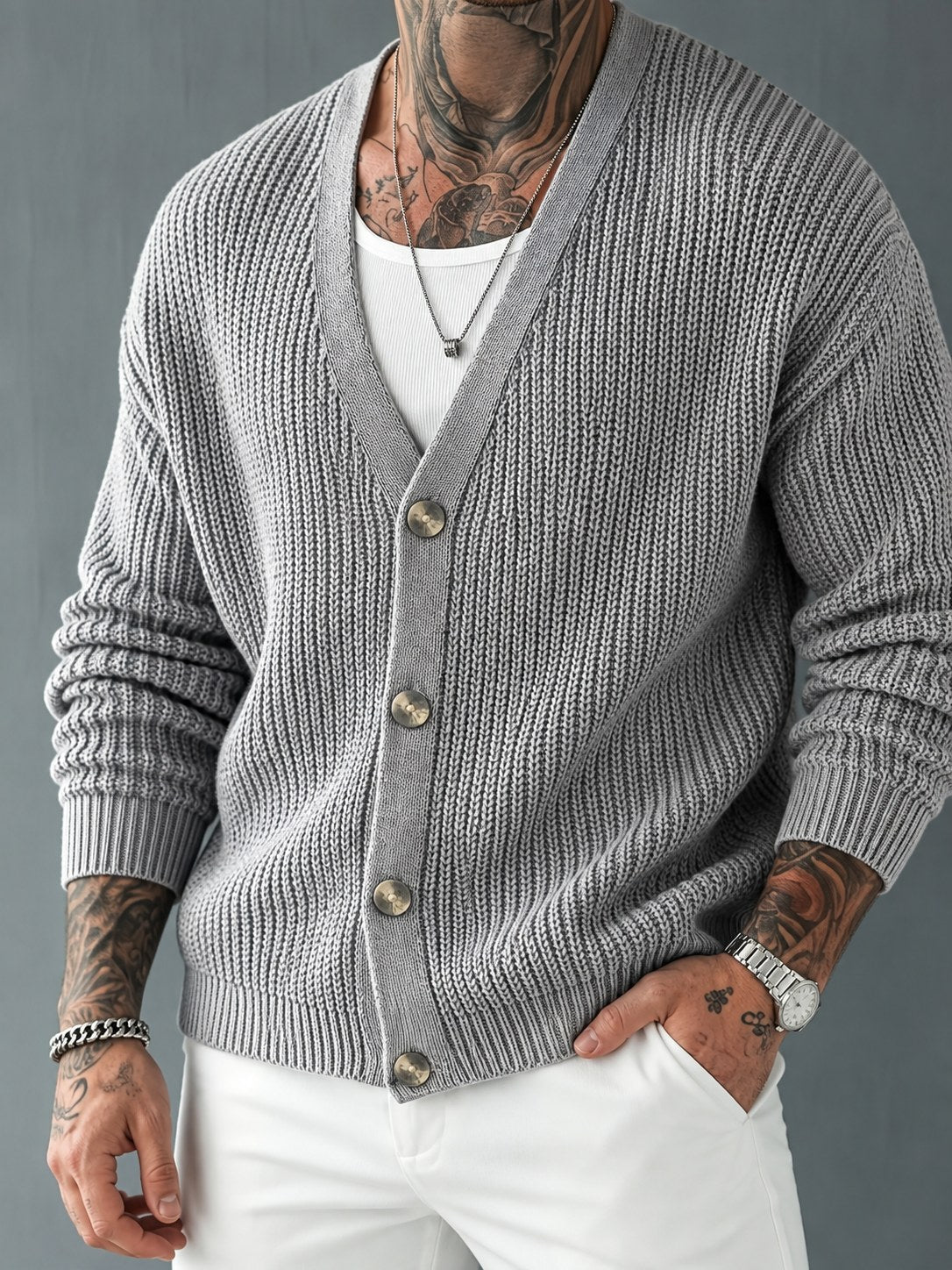 Button-front detail on a chunky ribbed women’s cardigan