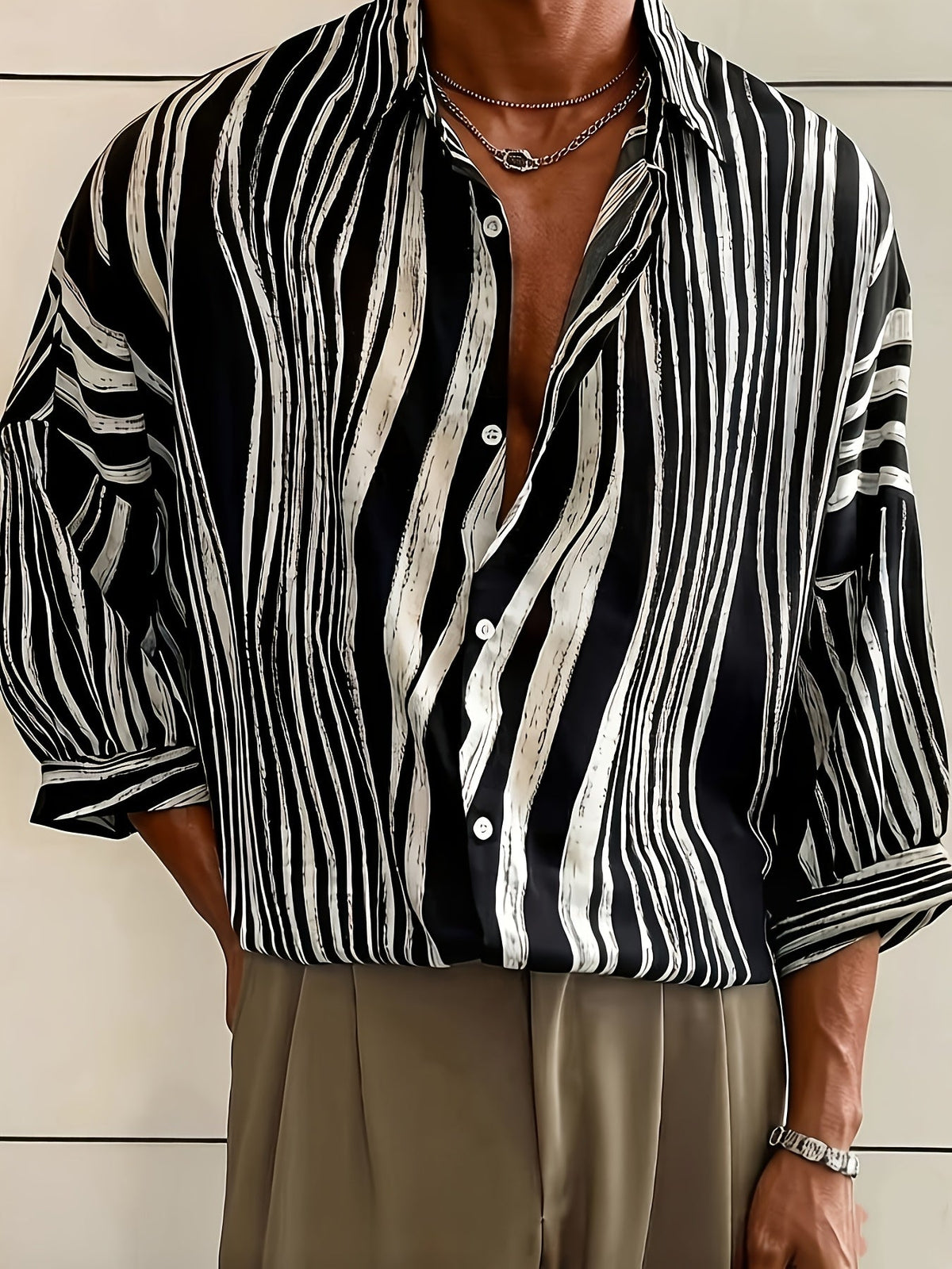 Short-Sleeve Vertical Print Resort Shirt