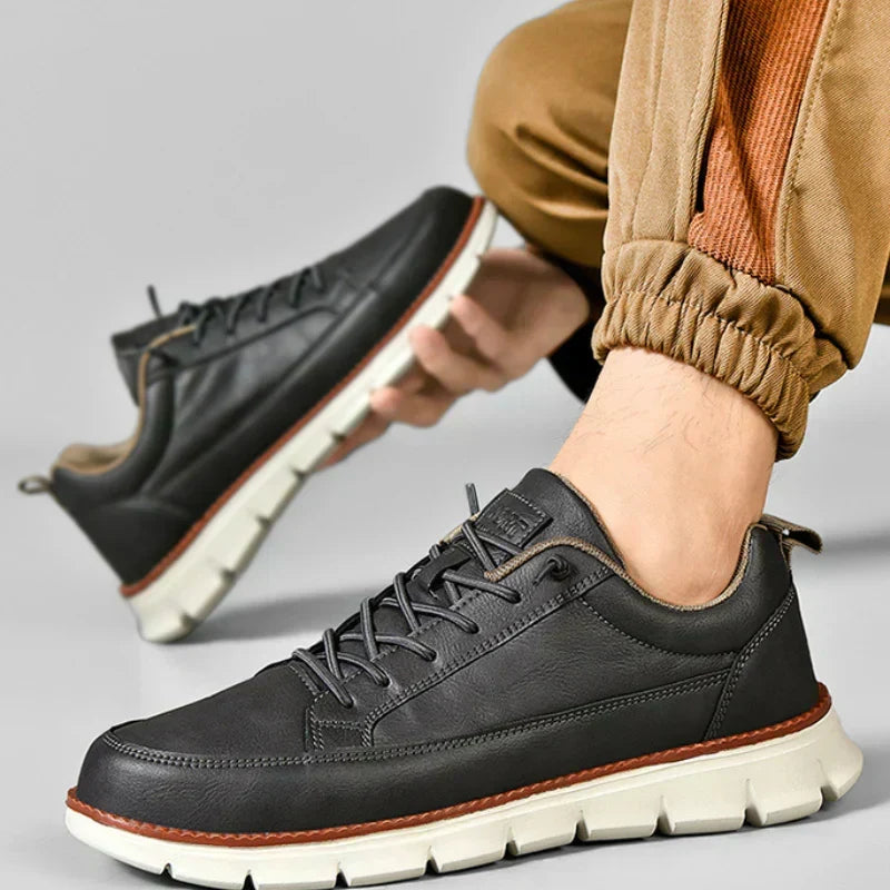 Men's sneakers styled for versatile everyday wear