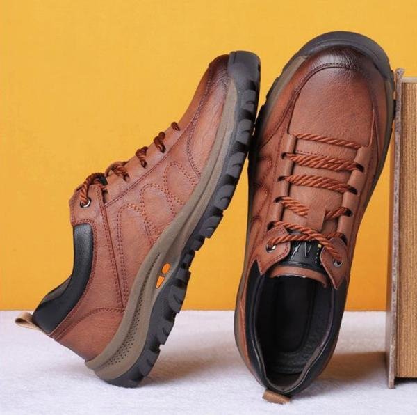Men's Hand-Stitched Leather Casual Shoes Brown