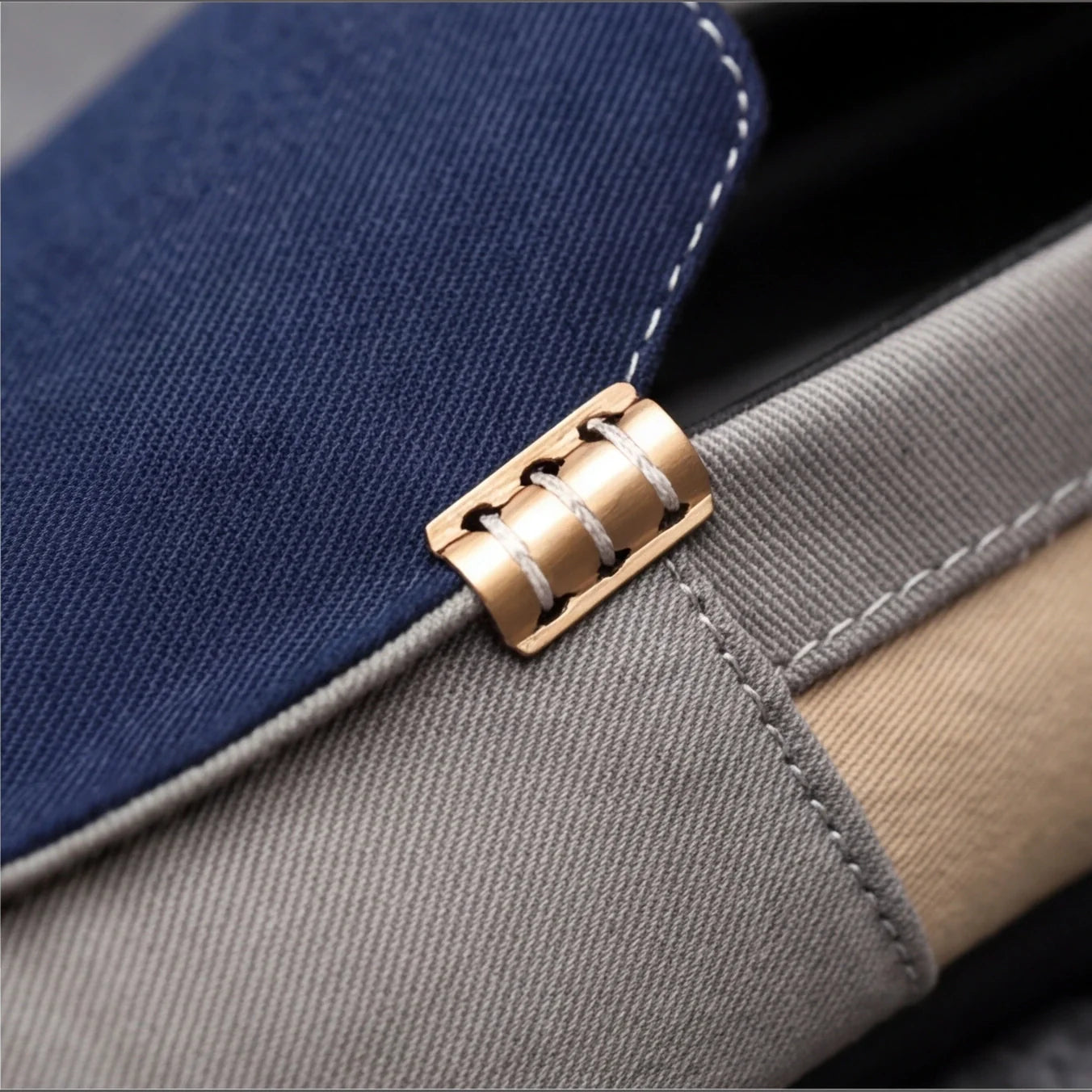 Canvas loafers with comfortable rounded toes