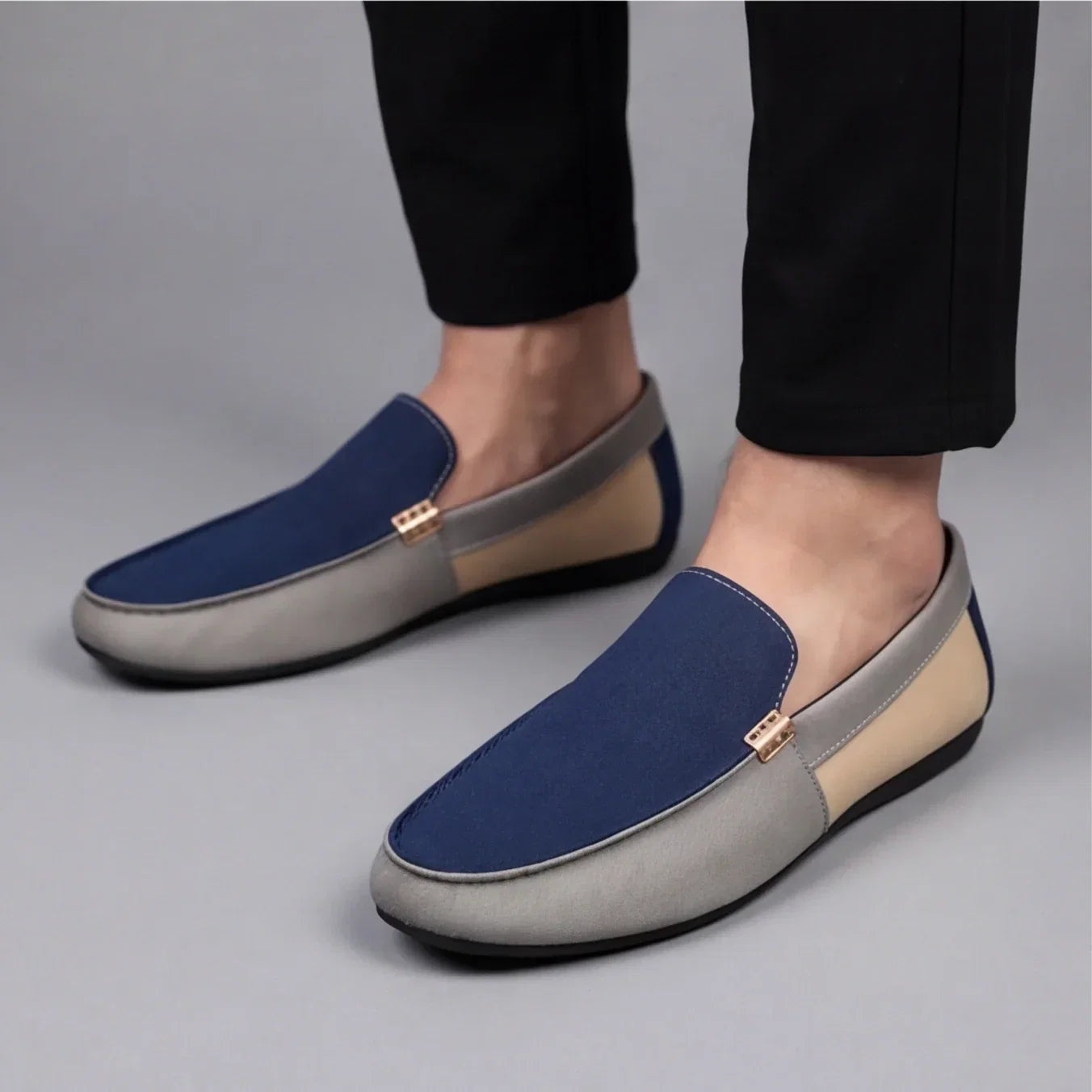 Lightweight canvas loafers for everyday wear
