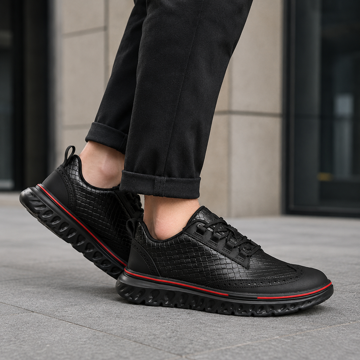 Outsole design of men's brogue sneakers with a sculpted tread