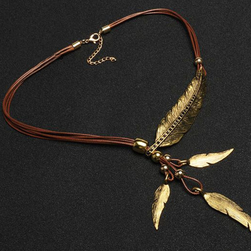 Vinthentic Feather Dreams Necklace