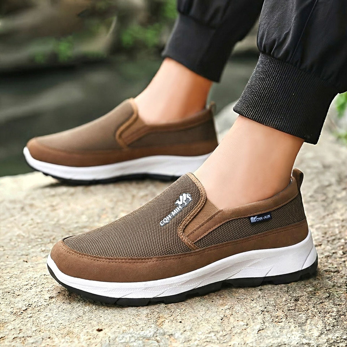 Men’s sneaker showing the raised EVA platform sole and cushioned design