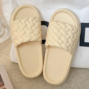 Vinthentic Queey Thick-Sole Slides