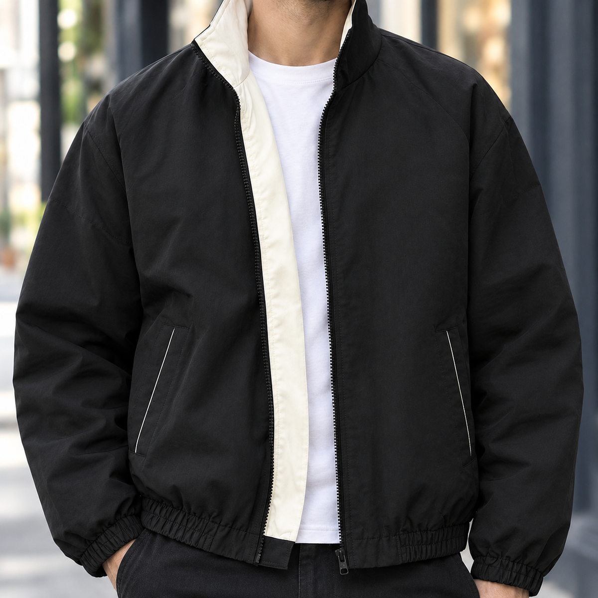 Casual woven jacket featuring a relaxed fit and contrast collar