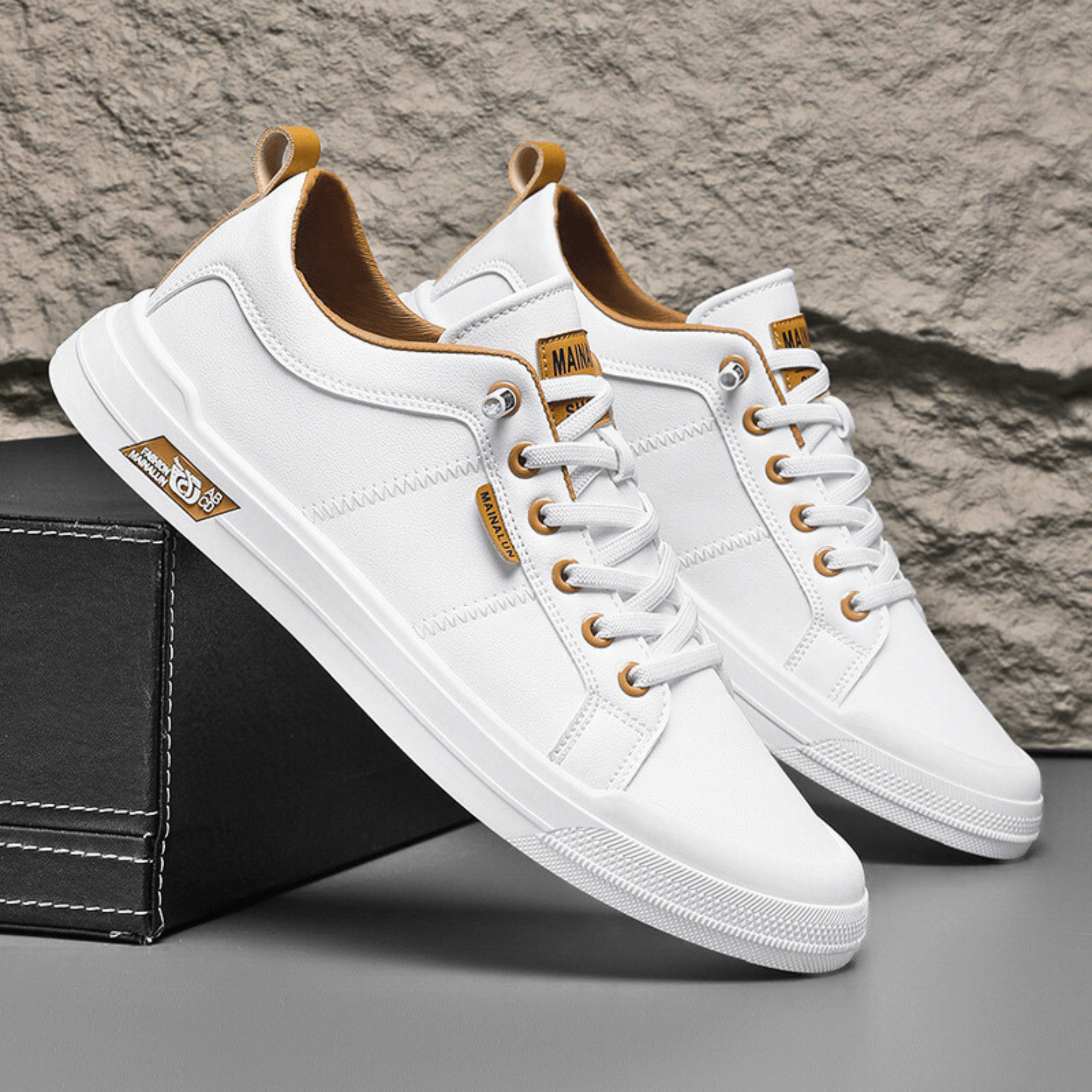 Leather low-top sneakers in a versatile casual design